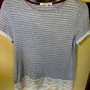 Lace trimmed tee